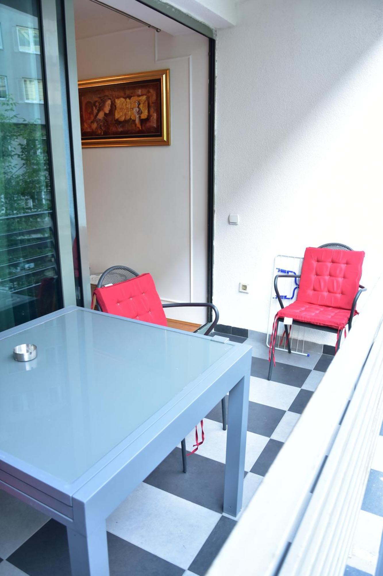 Central Elegance Apartments Skopje Bagian luar foto