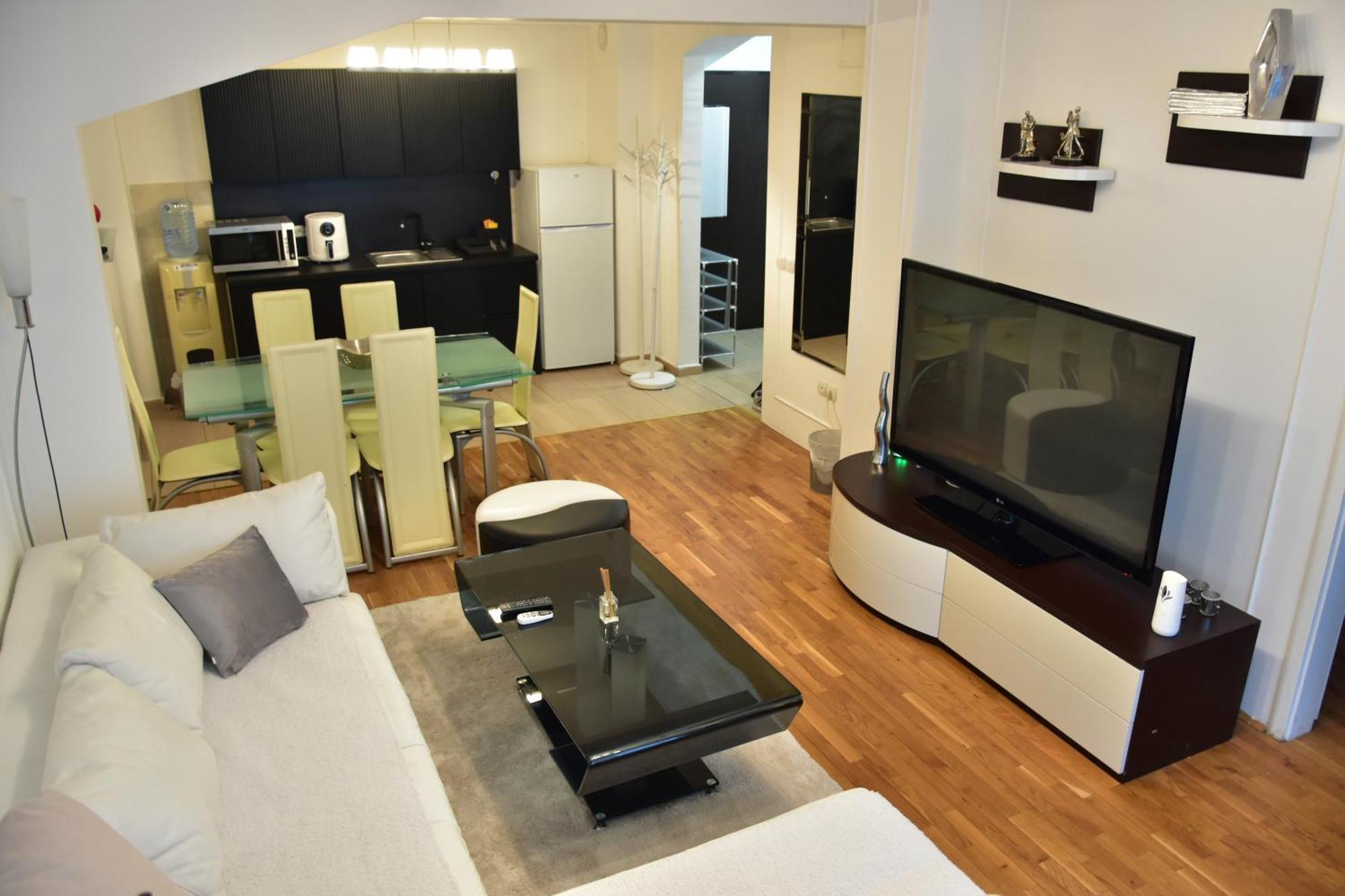 Central Elegance Apartments Skopje Bagian luar foto