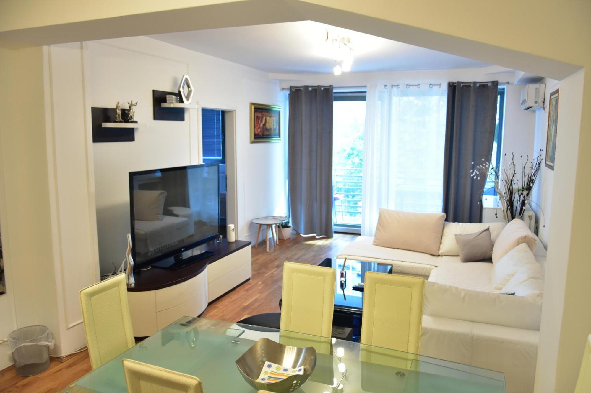 Central Elegance Apartments Skopje Bagian luar foto