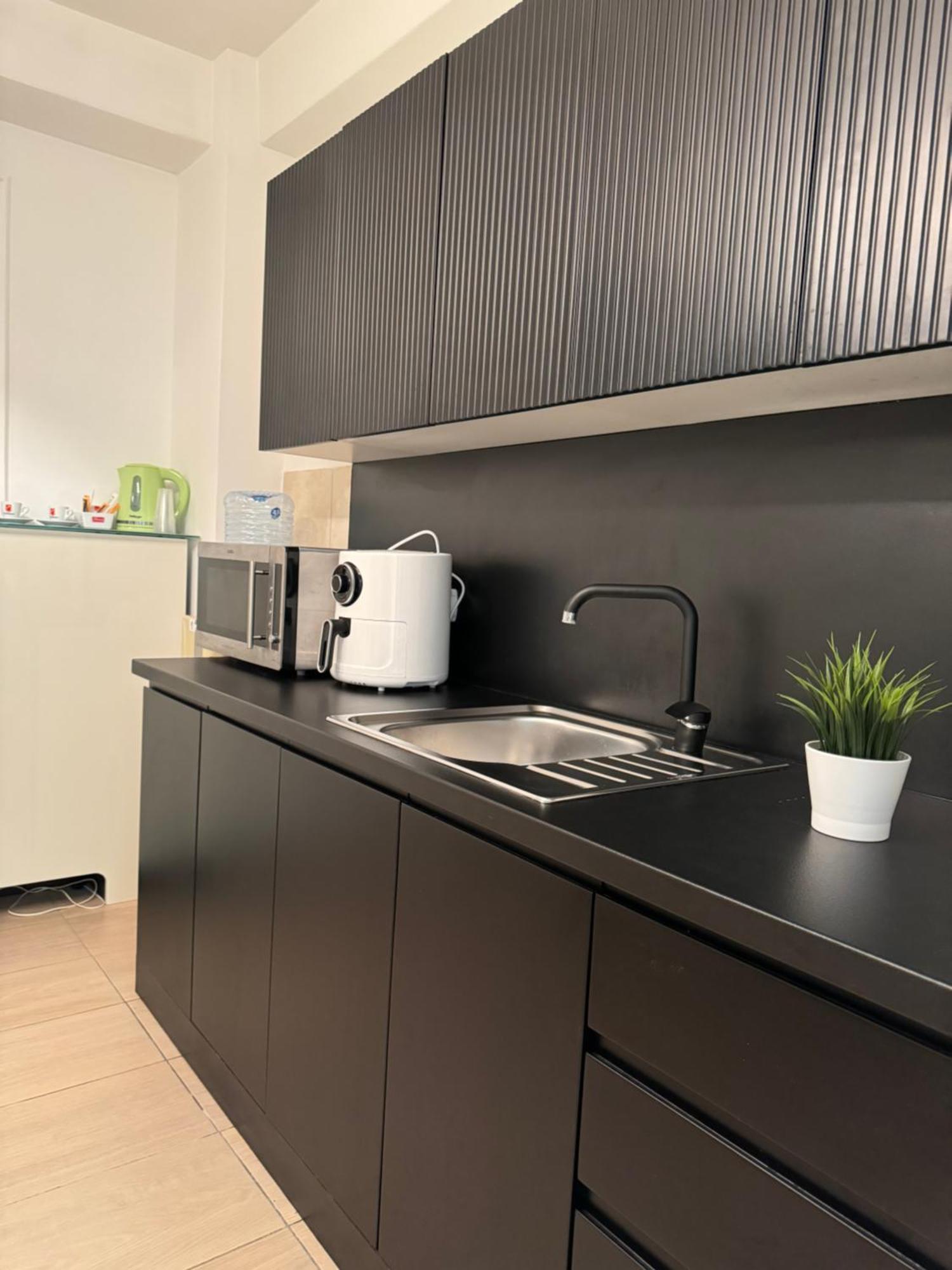 Central Elegance Apartments Skopje Bagian luar foto