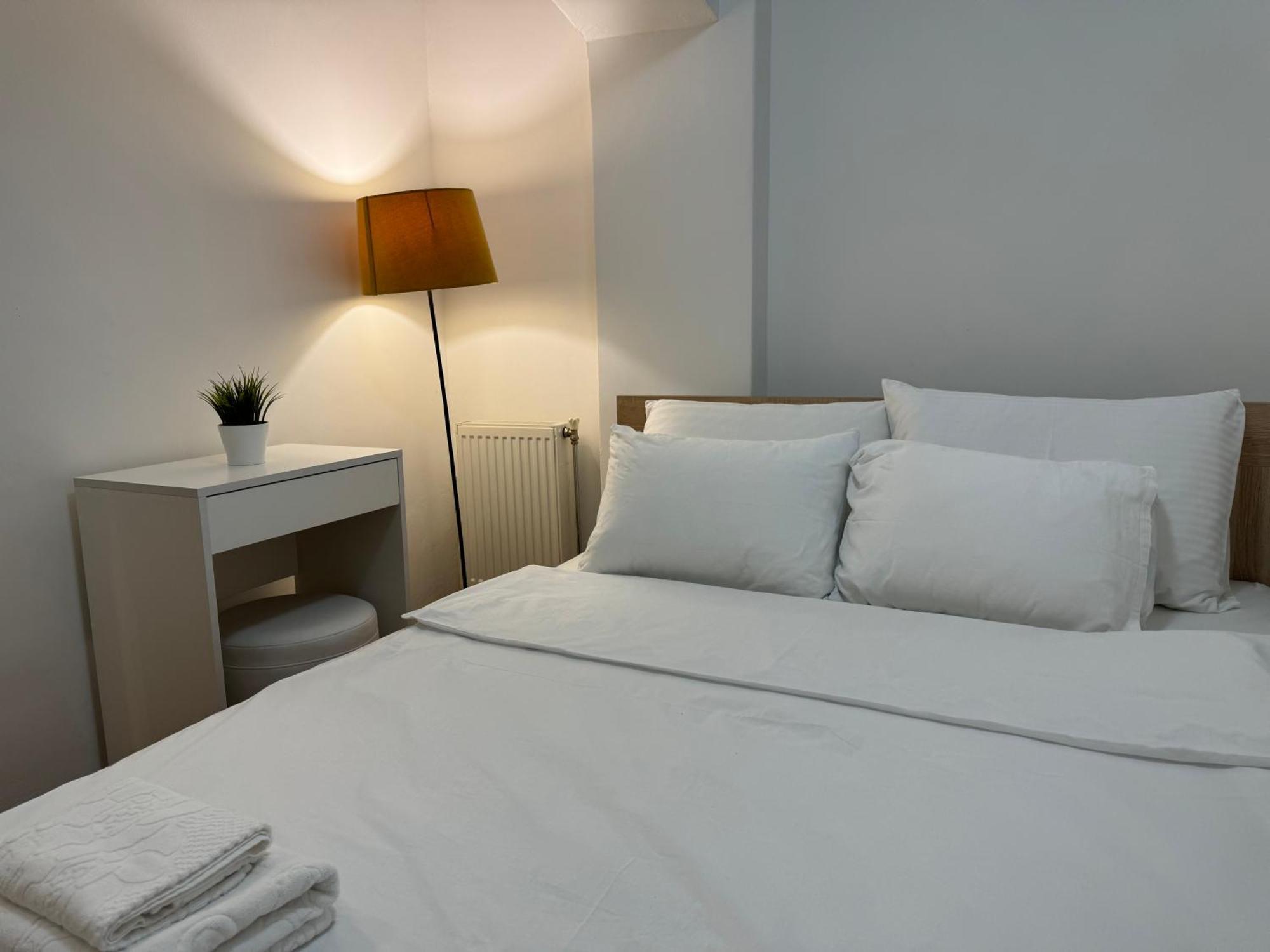 Central Elegance Apartments Skopje Bagian luar foto