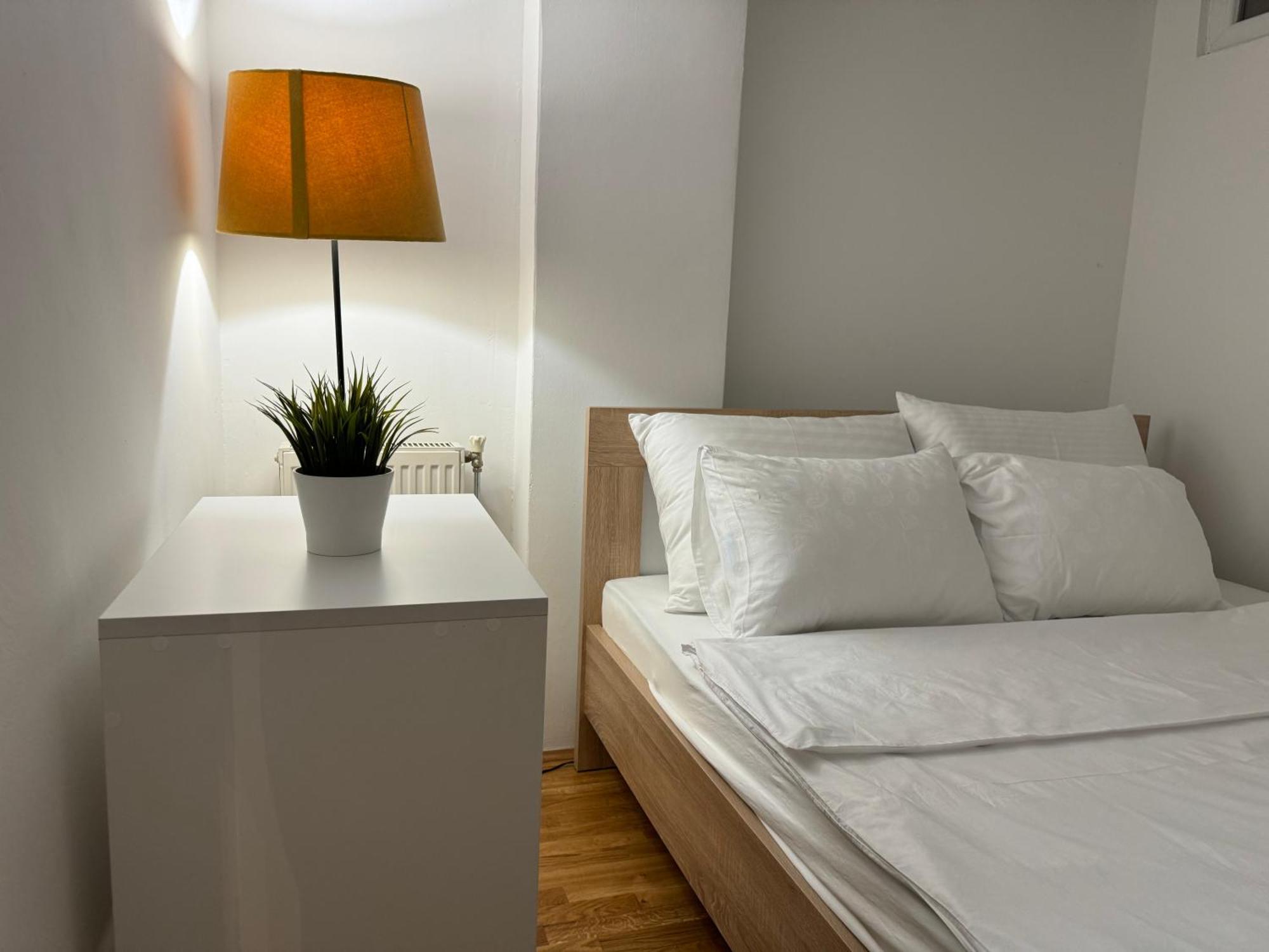 Central Elegance Apartments Skopje Bagian luar foto